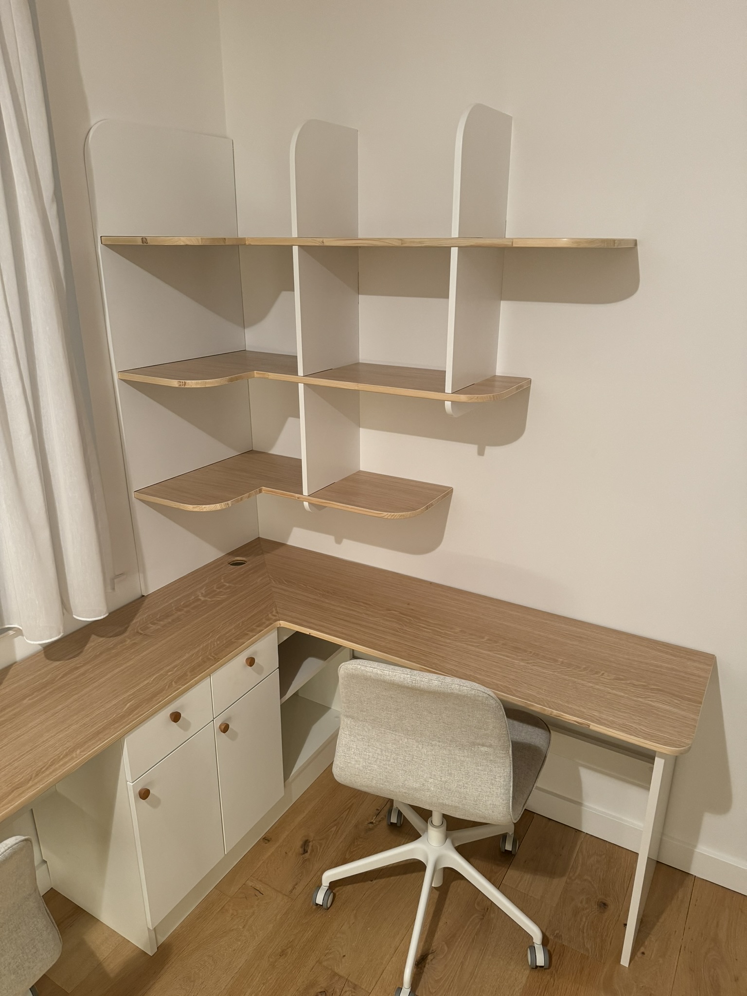 Ensemble bureau et étagère