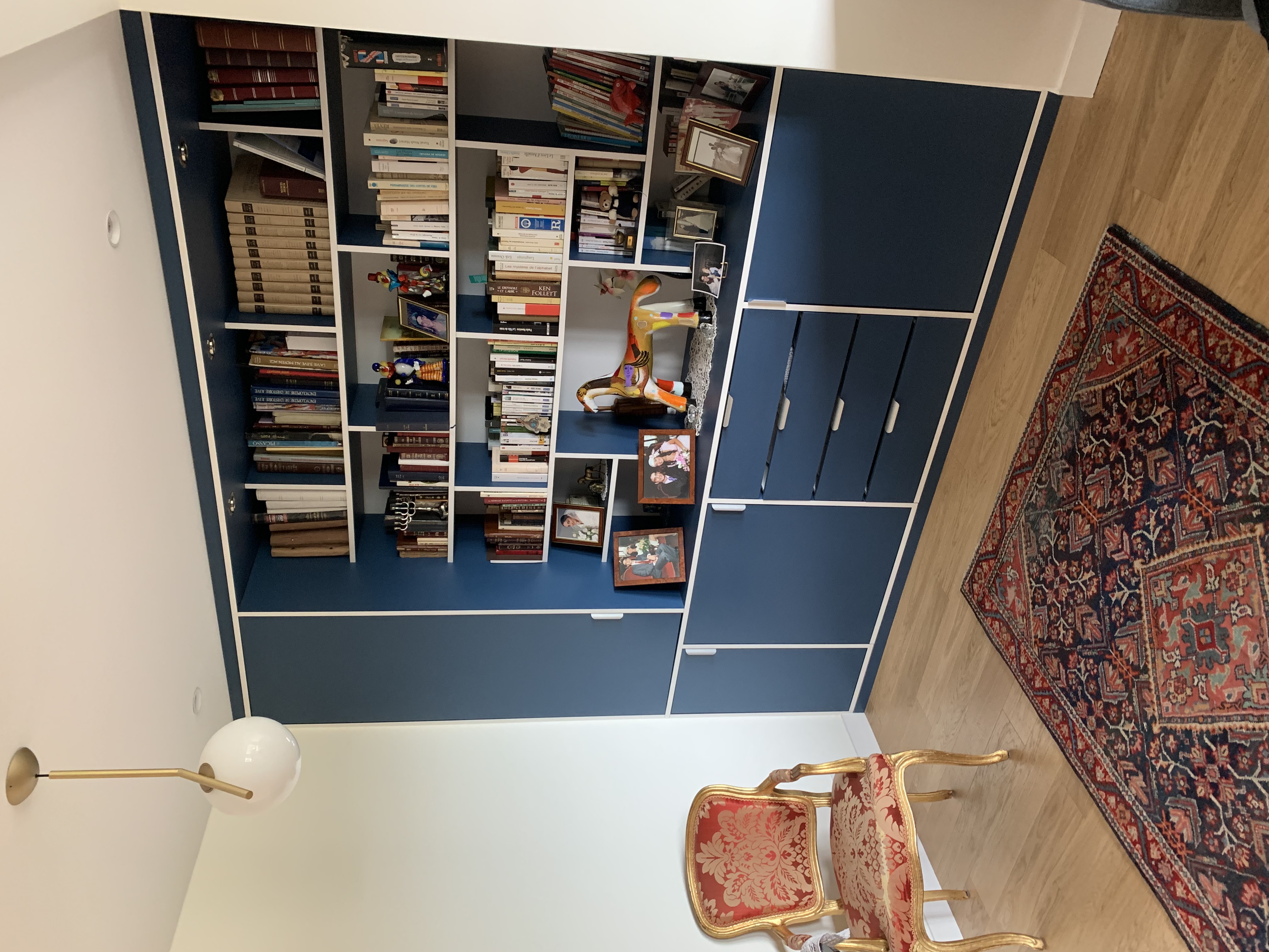 Bibliothèque encastrée